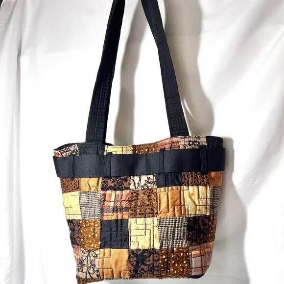 Donna Sharp Quilted Belt Buckle Purse-Brown Mix Medium Shoulder/Tote Purse Bag - Picture 7 of 16